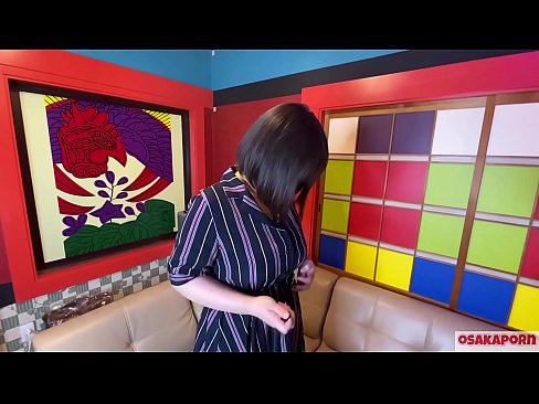 ❤️ Böyük döşləri olan yapon şirini seks oyuncaqları ilə mastürbasyon edir və orqazm olur. Müsahibədə yaşadığı təcrübədən danışır. Böyük döşlər və tüklü pişik yüksək səslə inildəyir. Osakaporn ️ Porno pornoda az.pornpk.ru ﹏