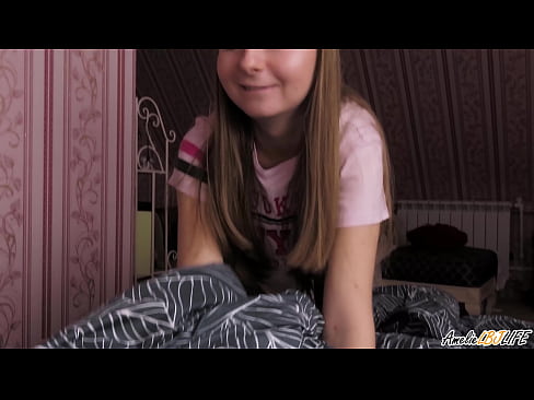 ❤️ Blondie onun BFF-ni dərindən sorur və ağzına boşaldır ️ Porno pornoda az.pornpk.ru ﹏